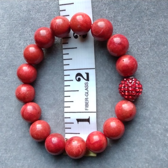 Coral beaded stretch Bracelet with Swarovski Crystal - Picture 3 of 3